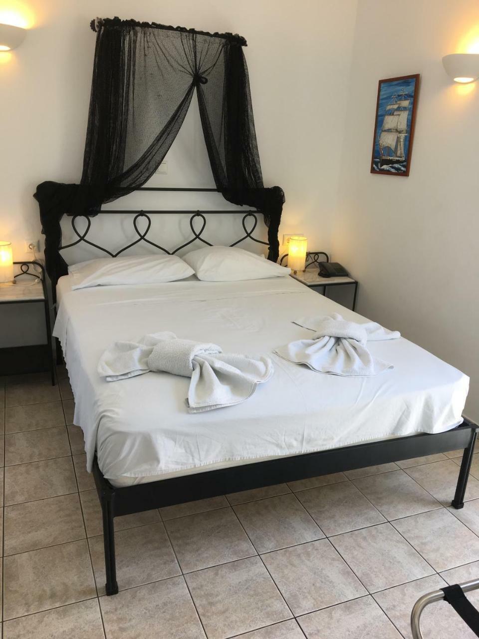 Sea Side Beach Hotel Kamári Екстериор снимка